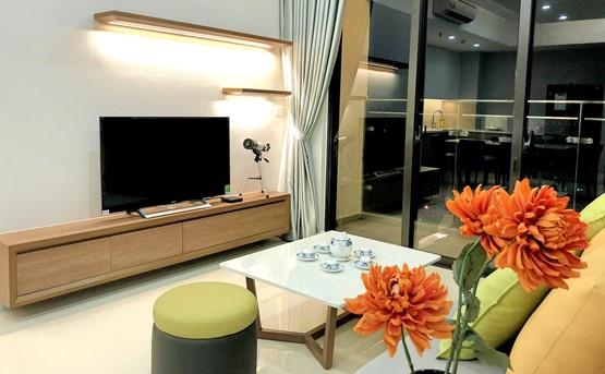 5de1f81735a0d4fe8db1