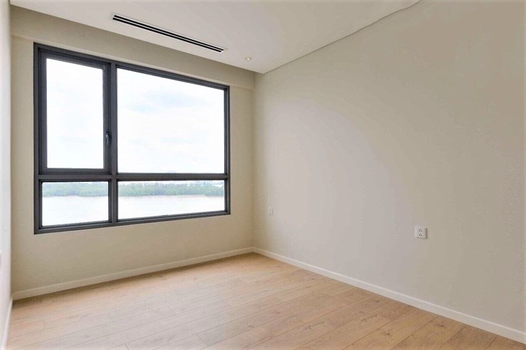 12ee3a26e8f80ea657e9