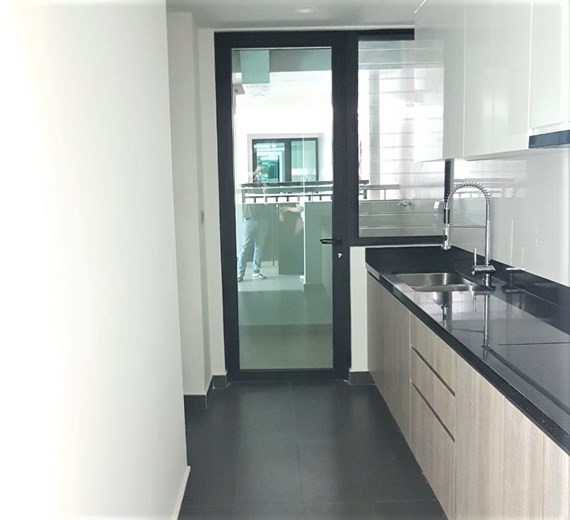 60dbcc2f94f96fa736e8