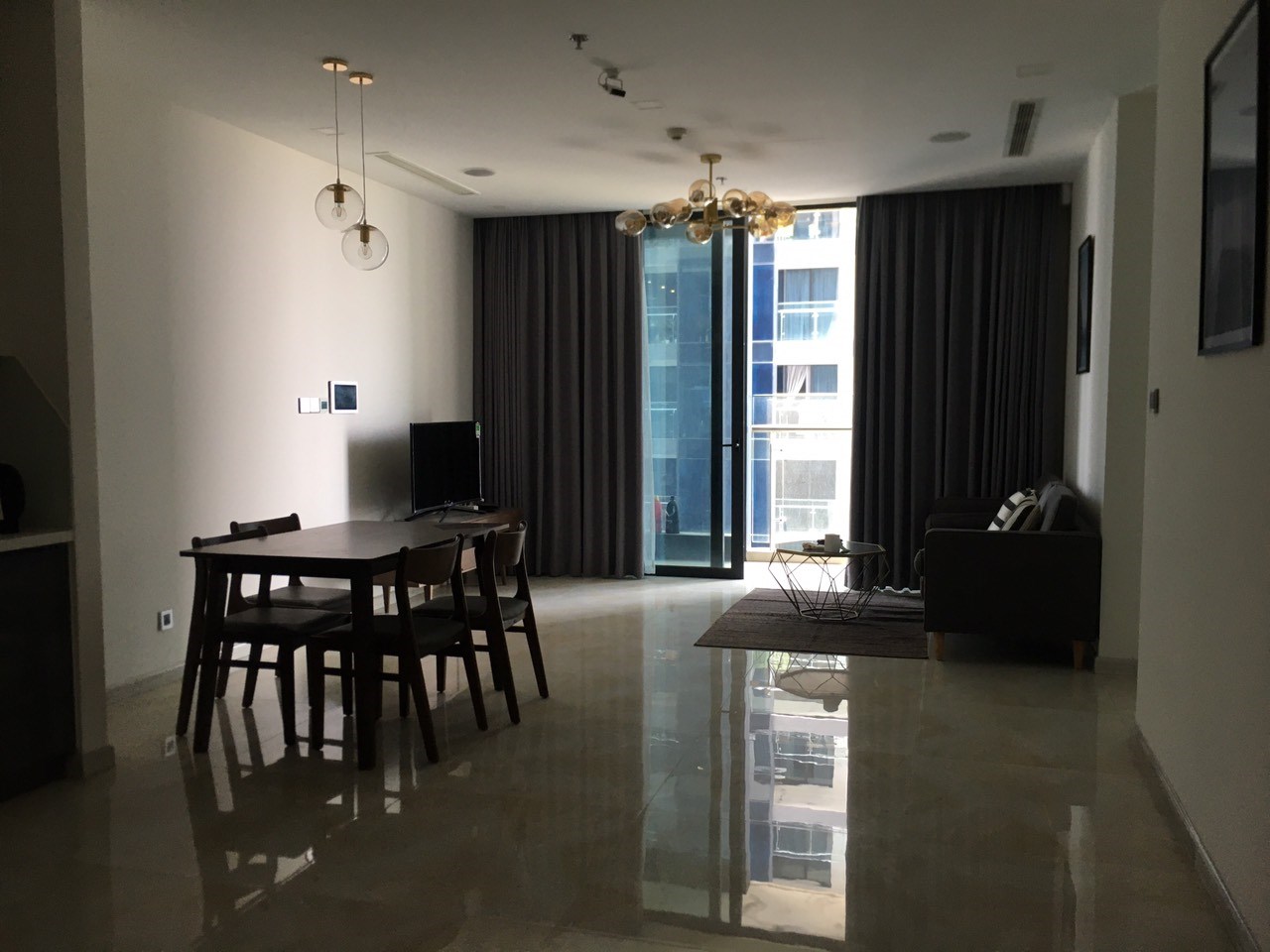 VGR97930 - Vinhomes Golden River Apartment For Rent & Sale Ho Chi Minh 