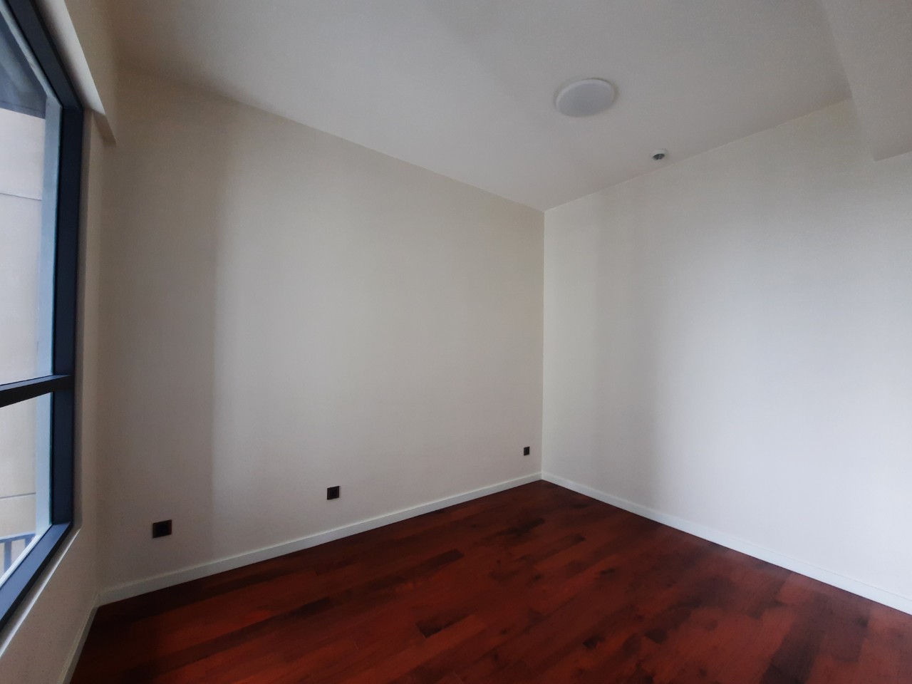 b6ad28afcd8811850d78a439cc1e_24