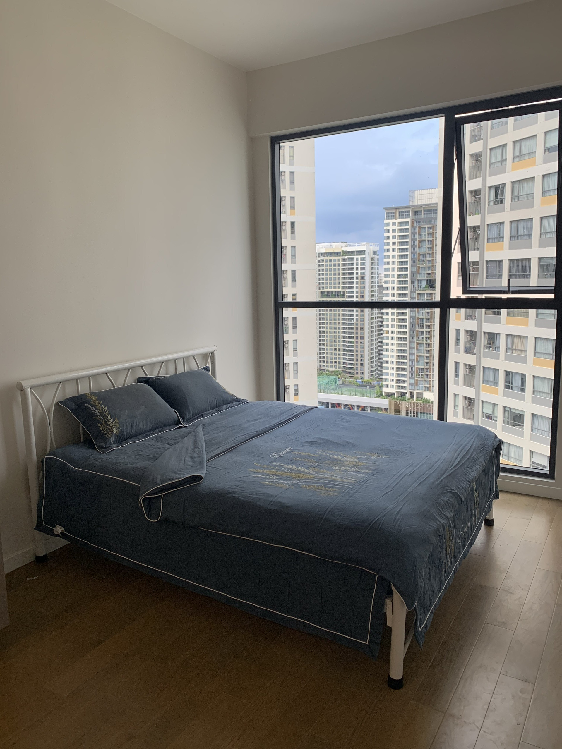 f0335131a005404e0ac533505a8b_52